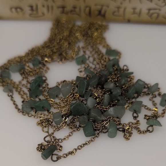 Gold and Jade Green Multi-Strand Necklace with Cascading Design - Picture 6 of 6